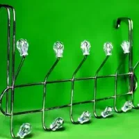دیوار کوب و پشت دری رخت آویز