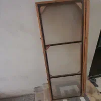 توری جلوی درب ورودی