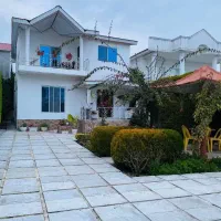 ویلا دوبلکس نما سفیدشهرکی خوش نشین سنداماده