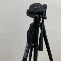 سه پایه دوربین