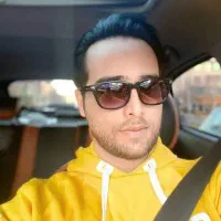 خدمات تعمیرات کامپیوتر لپتاپ موبایل آیفون در محل