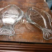 دو عدد ماهی خوری