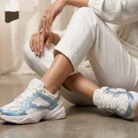 کتونی های برند دخترونه حراج ٪ واقعی