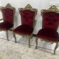 صندلی زرشکی مخمل در حد نو ۶ عدد*قیمت توافقی