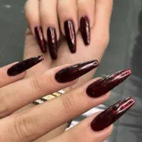 تخفیف کاشت ناخن درکلاچای لمینت لاکژل باقیمت مناسب