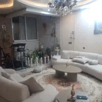 ویلایی-بر-خیابان-صاحب-الزمان