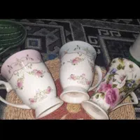 تعدادی ظرف خارجی نو