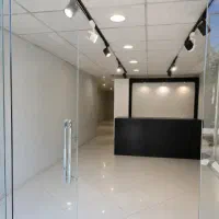 اجاره-مغازه-شیک-200-متری-در-هنگام