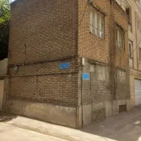 فروش کلنگی/۹۴متری/۴طبقه جواز اماده ساخت