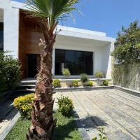 ویلا-باغچه-سنددار-جاده-دریا-متریال-درجه-یک