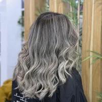 اماده همکاری با سالنداران کراتین کار و رنگ کار