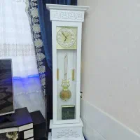 ساعت ایستاده