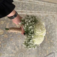 دسته گل عروس