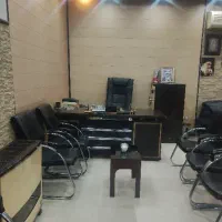 منشی دفتر املاک