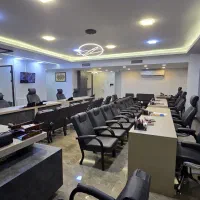 استخدام مشاور املاک حرفه ای وتازه کار/دپارتمان آکو