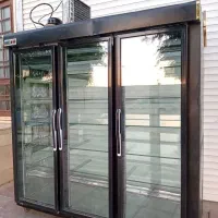 یخچال ایستاده ویترینی سه در دومتری دوطرف نما