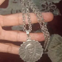 انگشتر نقره و زنجیر پلاک شمایل امام رضا