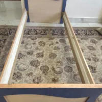 تخت تک نفره