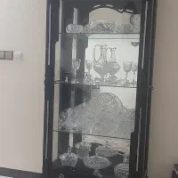 ویترین زیبا وسالم مشکی رنگ