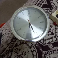ساعت دیواری