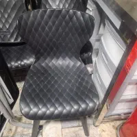 صندلی پلیمری  تا ۲ سال ضمانت داره