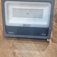 پروژکتور ۱۰۰وات EDC