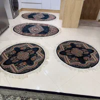 فرش گرد و بیضی