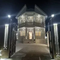 ویلا-تک-برگ-استخر-دار-300زمین160متر-بنا-پای-کوه