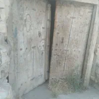 درب چوبی قدیمی