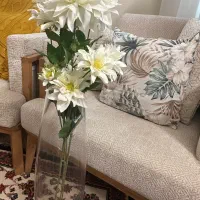 گلدان و گل