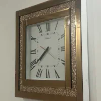ساعت دیواری