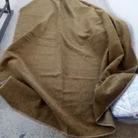 موکت زیتونی پرزدار