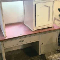 دو تا میز تحریر نوستالژی