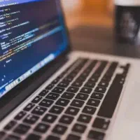 خدمات فوری کامپیوتری (کاملاً غیرحضوری)