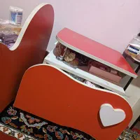 فروش تخت خواب و پاتختی بچه