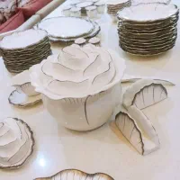 سرویس ۱۲ نفره غذاخوری طرح رز ایتالیا