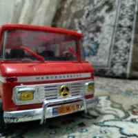 اسباب‌بازی ولاستیک پیکان