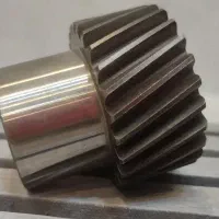 دنده شانه ای و دنده مقابل تیتانیوم دار