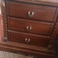 ۲پاتختی و۱آینه وکنسول