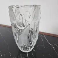 گلدان گل لاله