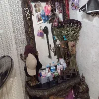 اینه و کنسول همراه شمعدان و ساعت برنز