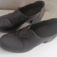 کفش و لباس