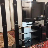 ال سی دی 32 اینچ همراه  میز و سینما خانواده 5تیکه