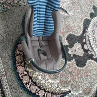 کریر نوزاد در حد نو