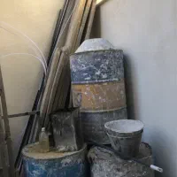 ۴ عدد بشکه بنایی + ۴ تخته ۳ متر و ۲ تا ۲ متر