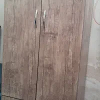 یک عدد دراور و یک عدد کمد