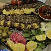 نیازمند همکار در کافه رستوران عمارت شمرون