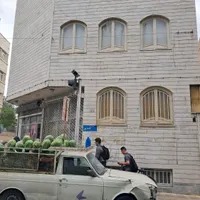 ملک کلنگی و قابل سکونت مناسب سرمایه گذاری|فروش زمین و ملک کلنگی|تهران, صاحب الزمان|دیوار