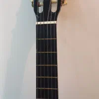 گیتار.