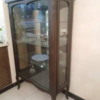 ویترین و بوفه